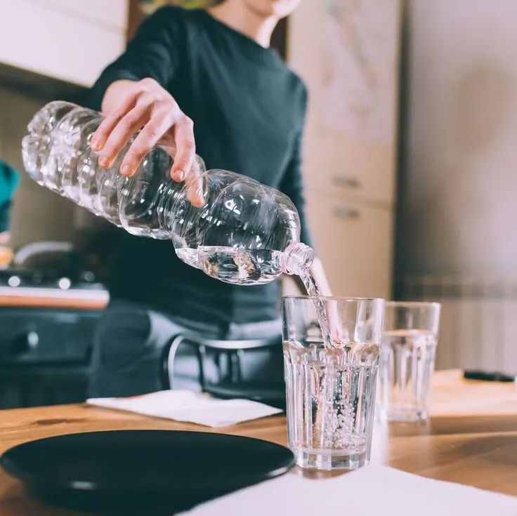 Visual guide to daily hydration timing patterns